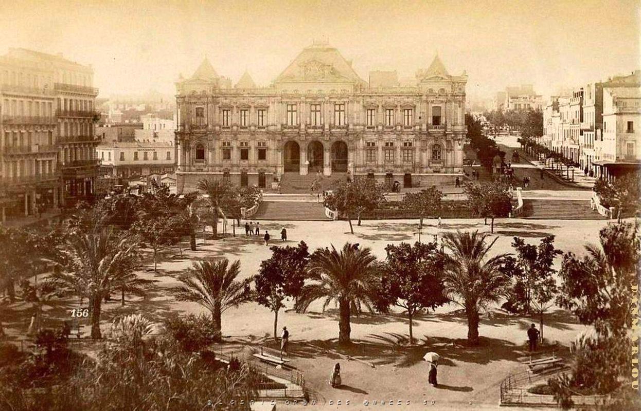 PA b- 059- Hotel de ville.jpg
